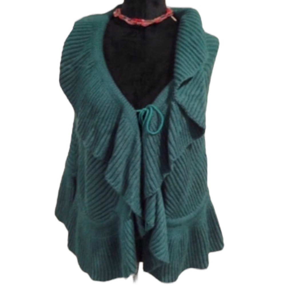 NWT SHRUG W/LEATHER TIE Ruffle HEM CROCHET DESIGN Crop Style